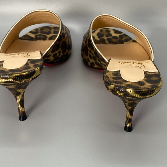 CHRISTIAN LOUBOUTIN East Leopard Print Slip-On Sandal - Picture 10 of 11